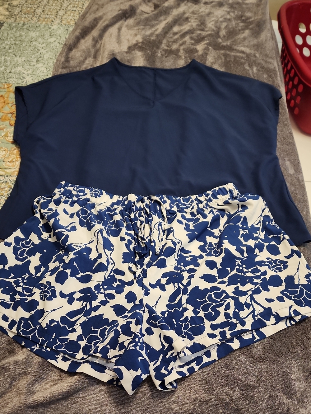 SHEIN Navy and White Floral Two-Piece Set